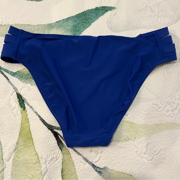 Body Glove Women's Smoothies Full Coverage Bikini Bottom. Size Small. NWOT. - Picture 4 of 6